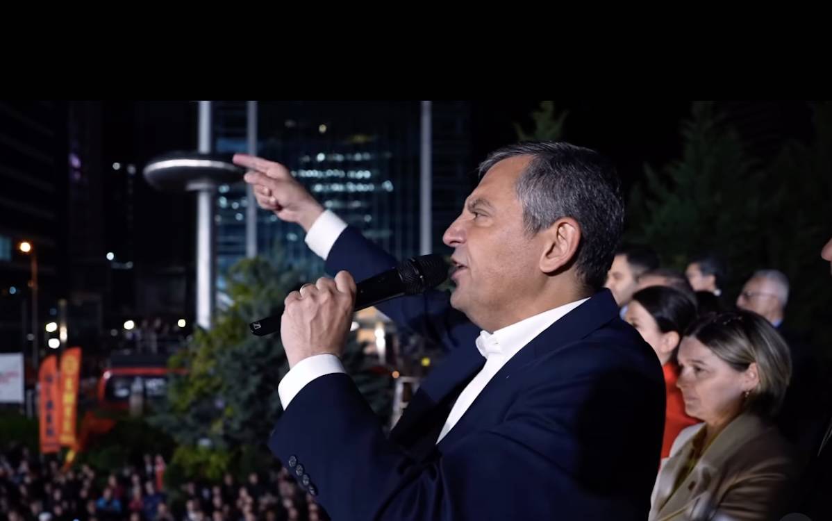 Özgür Özel: Kurultay İstiyoruz, Direniş Sürecek!