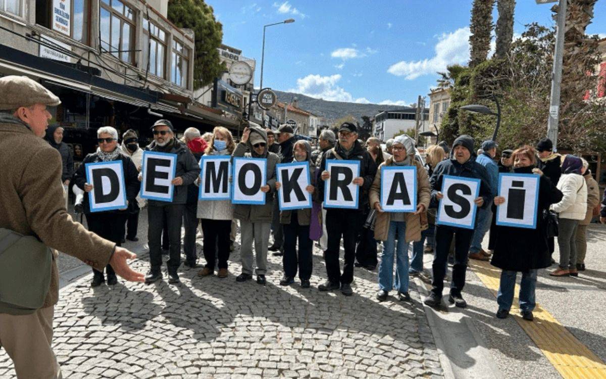 Türkiye’de Demokratik Dönüşüm Neden Artık Vazgeçilmez?